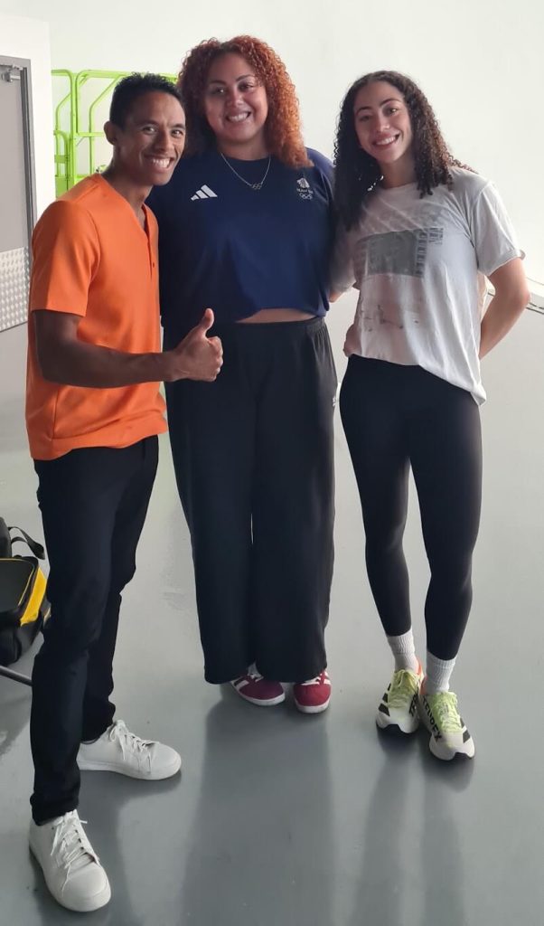Courtney Orange - Resilience Speaker with Team Great Britian Team members